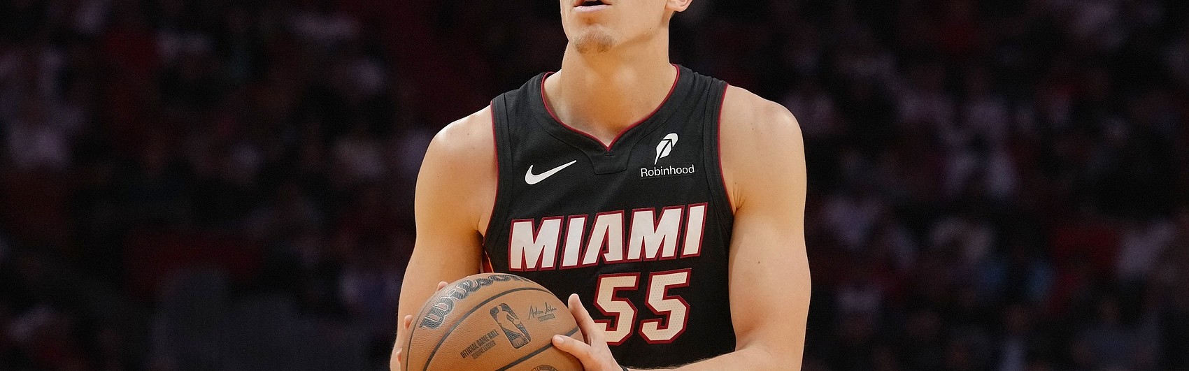 邓罗：能加盟活塞我很兴奋 虽然最近忙得像旋风一样但很有意思