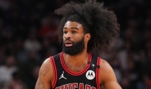 连斩国王湖人掘金！怀特22投11中得37分3板4助2断 连续3场砍35+