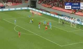 九游娱乐官方网站-半场完成传射！第36分钟，维塔尔远射破门，海港2-0领先河南