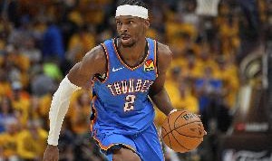 真挚的祝福！祝MVP亚历山大27岁生日快乐