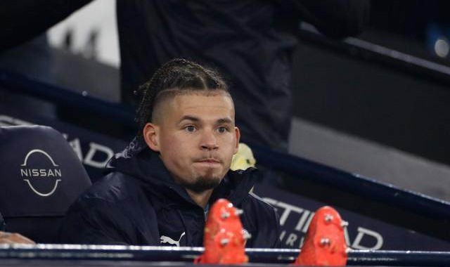 九游娱乐官网-菲利普斯在曼城经历了什么？伤病、超重、情绪崩溃